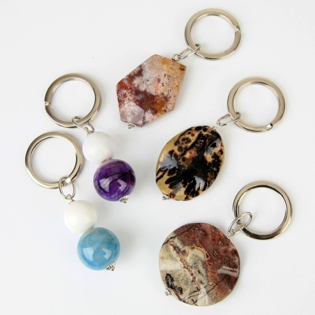 Llaveros Solidarios en Plata y Piedras de Ágata Variadas