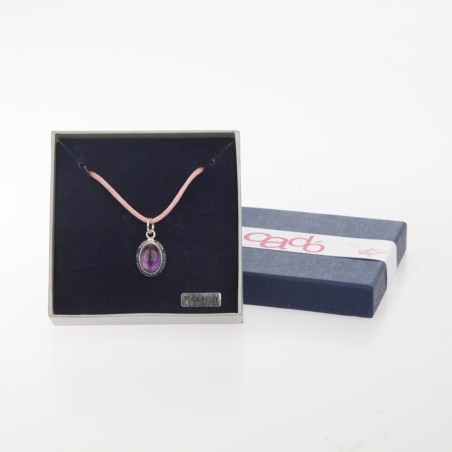 Colgante oval de amatista